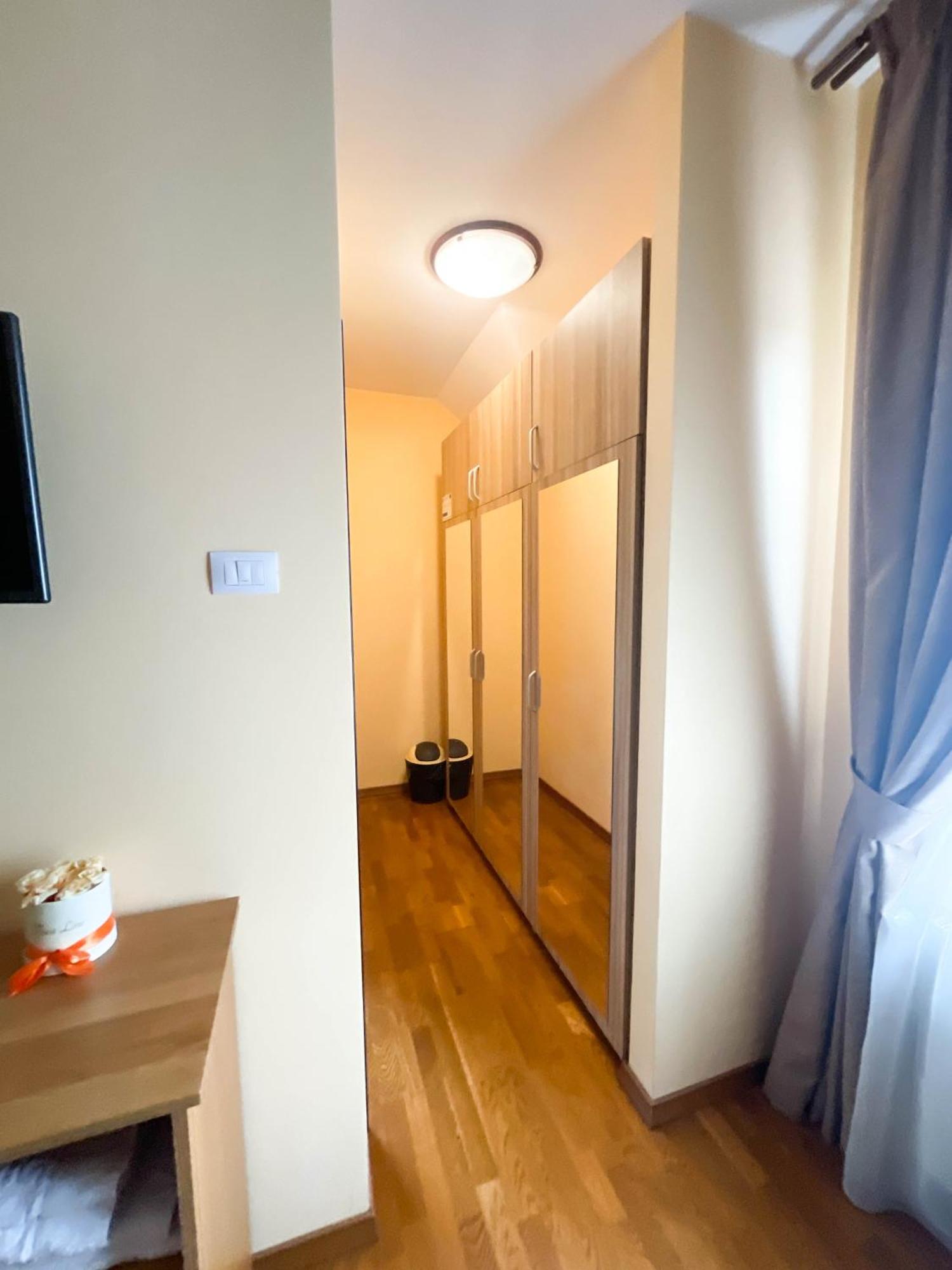 Pensiunea Tania-Nora Alexandru cel Bun Buitenkant foto